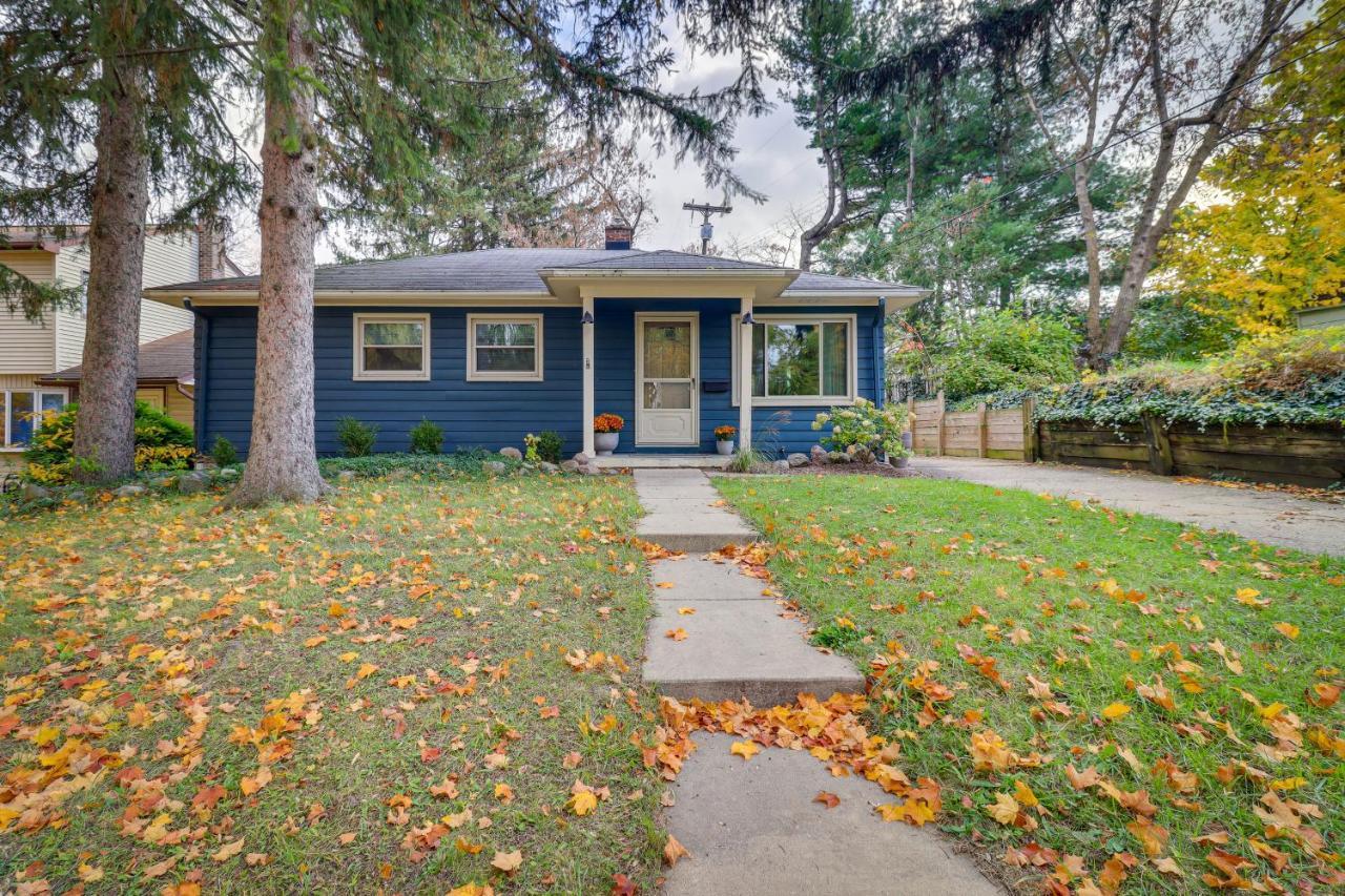 Ann Arbor Home With Deck, 2 Mi To Michigan Stadium! ภายนอก รูปภาพ